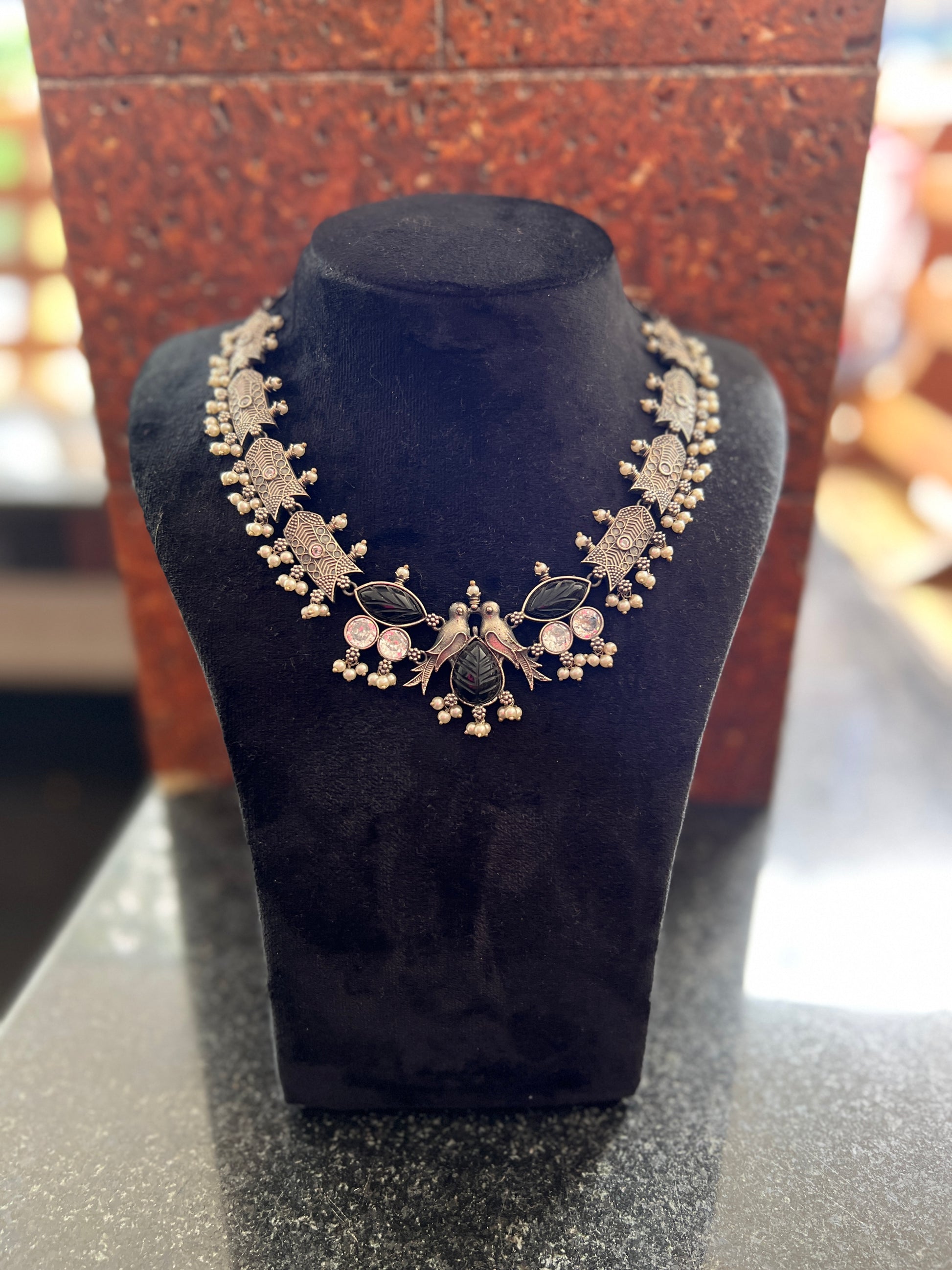 NISHKA BLACK STONE SILVER NECKPIECE - Necklaces