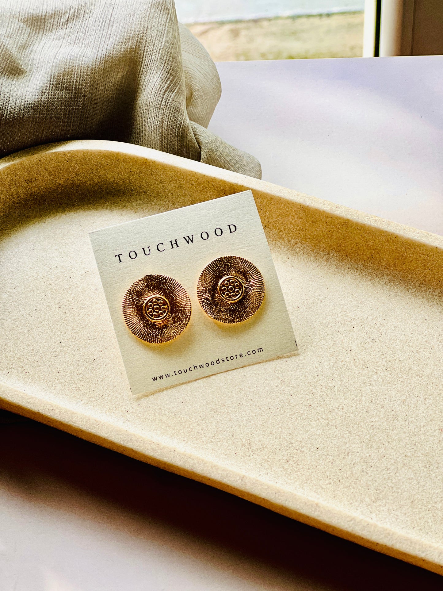 Golden Aura Round Earrings