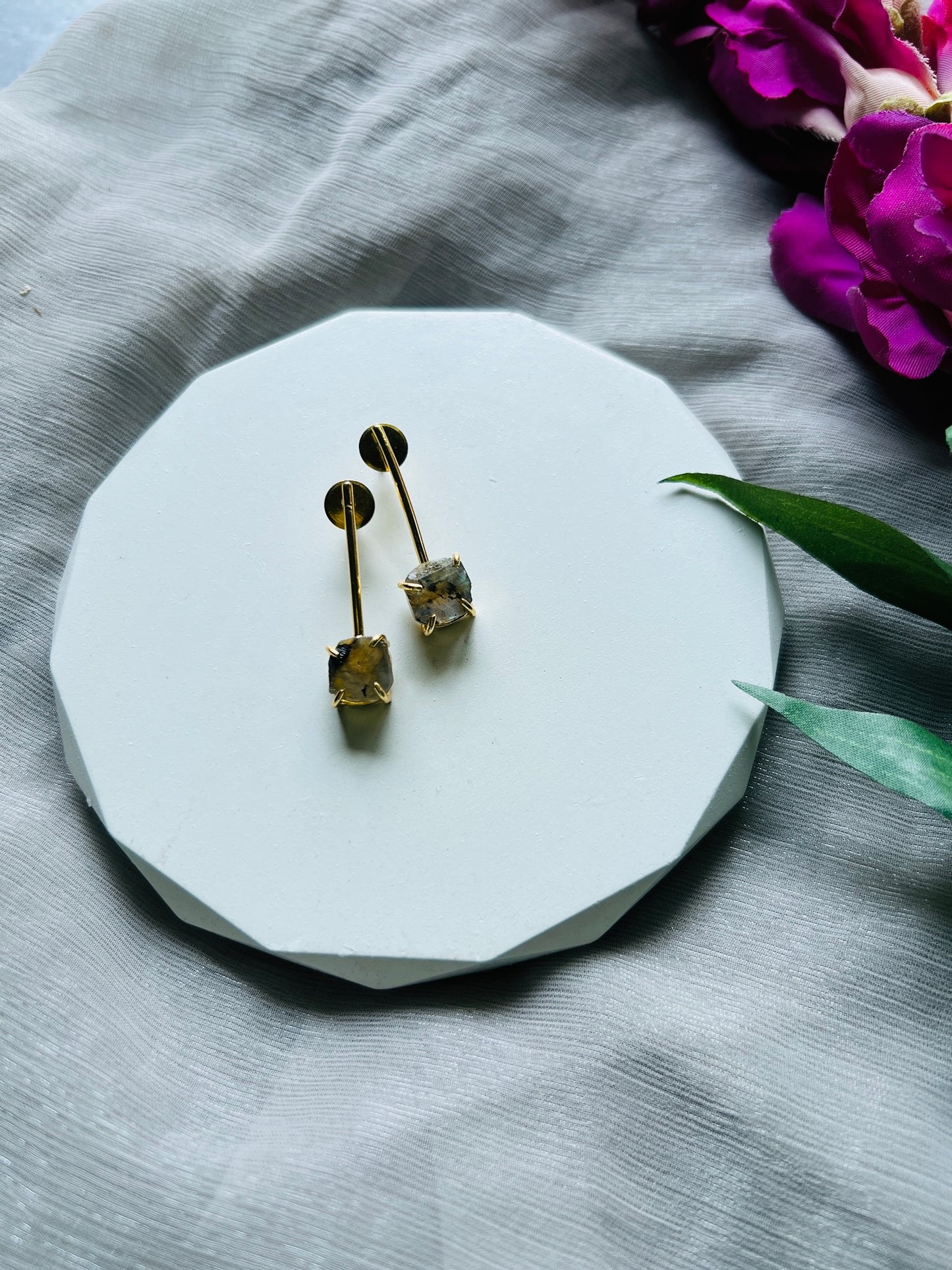 Candy Stone Minimal Earrings
