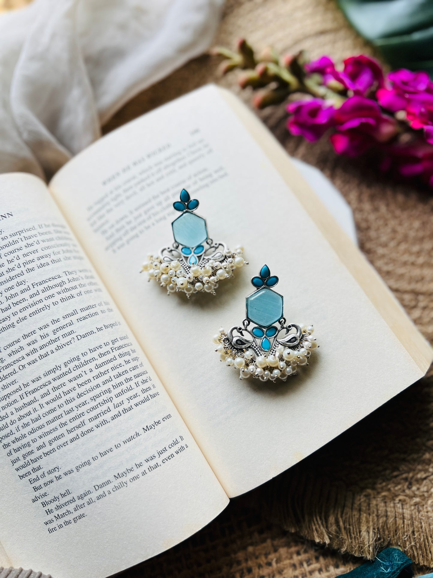 Peacock Pearl Grace - Earrings