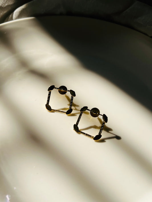 MORIAH EARRING - Earrings