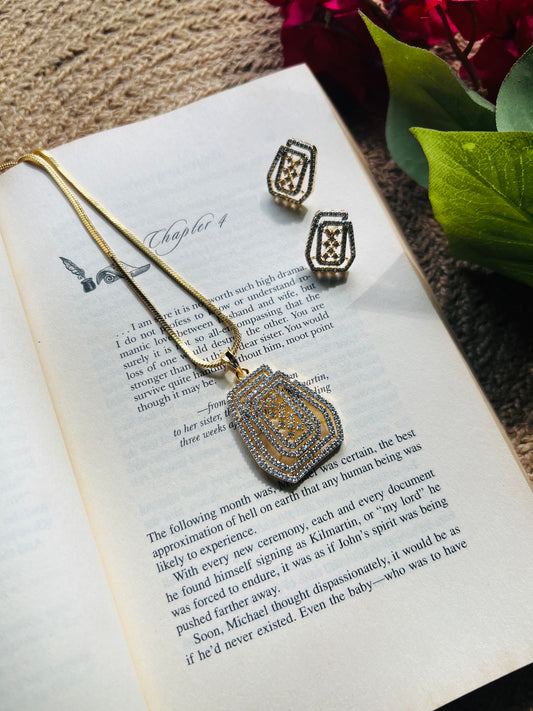 Aurielle Pendant Chain