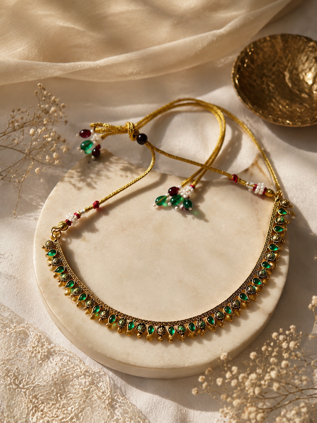 Mayura Dewdrop Necklace