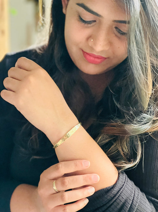 Gleam Hammered Bangle - bangles