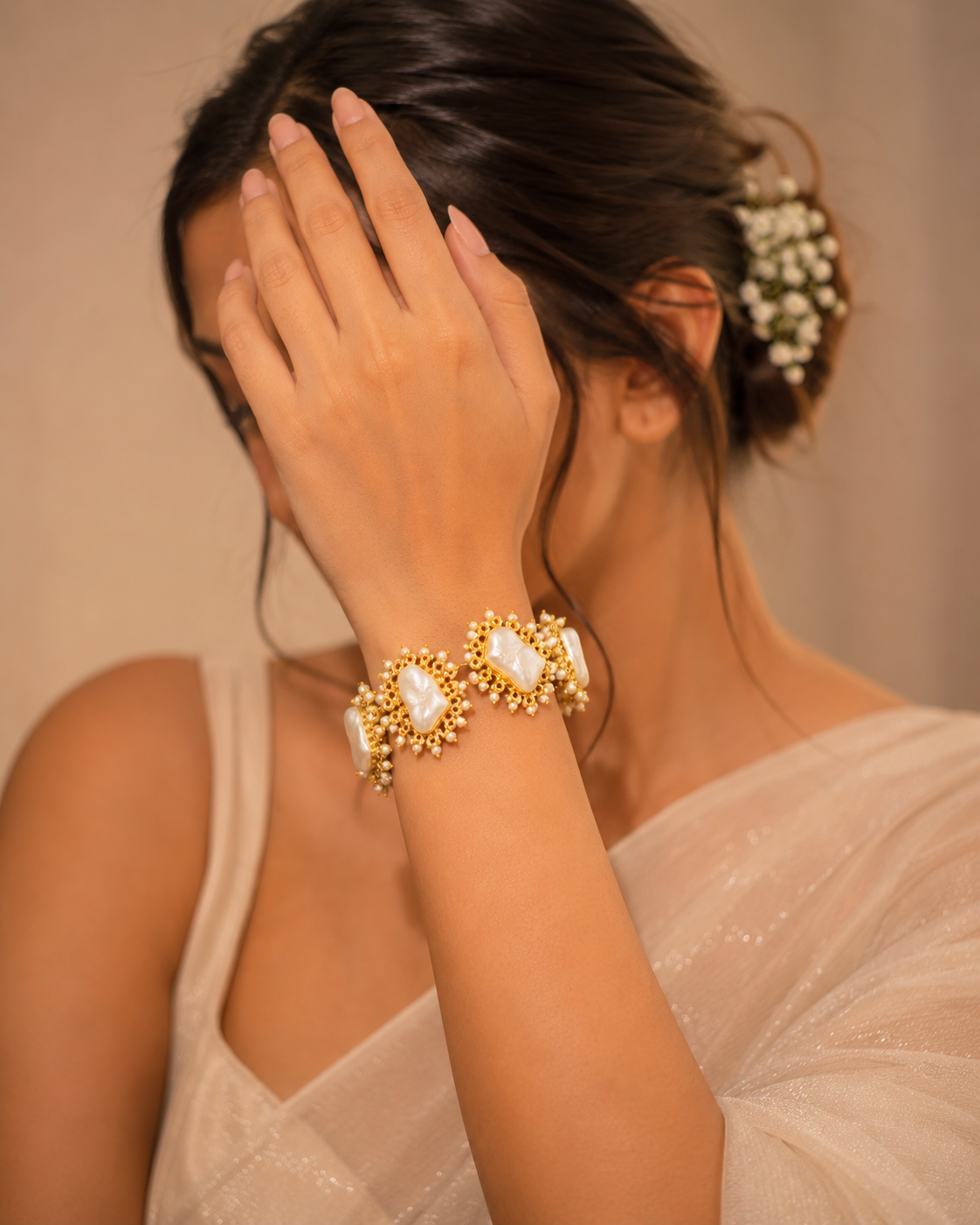 Pearl Halo Mother-of-Pearl Bracelet