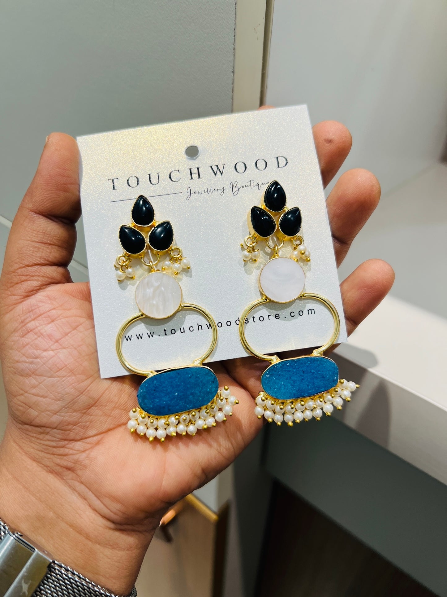 Midnight Lagoon Pearl Drops