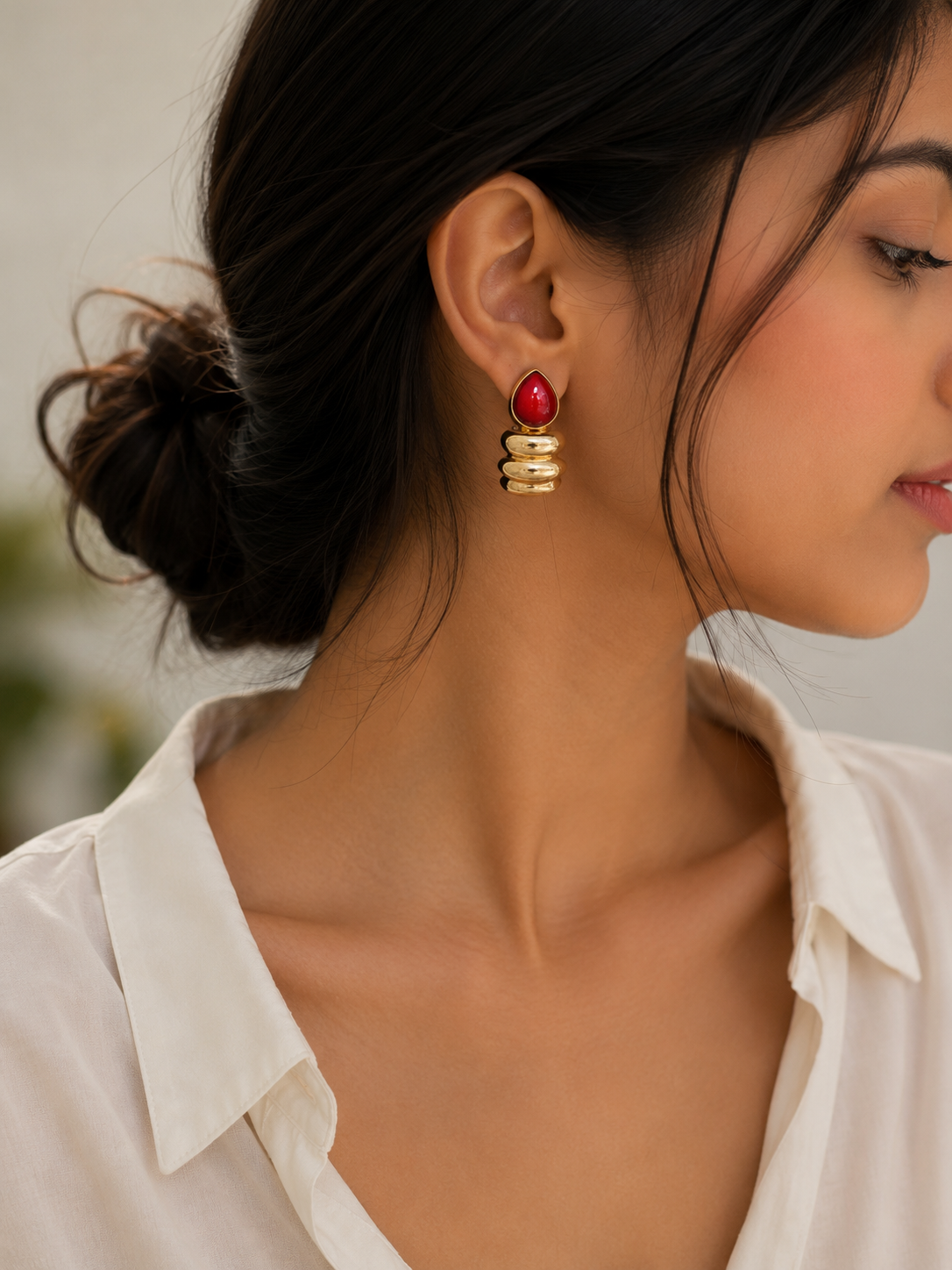 Scarlet Aura Hoops