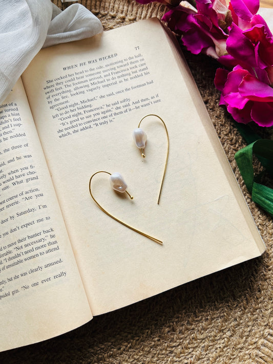 Soft Glow Pearl Earrings