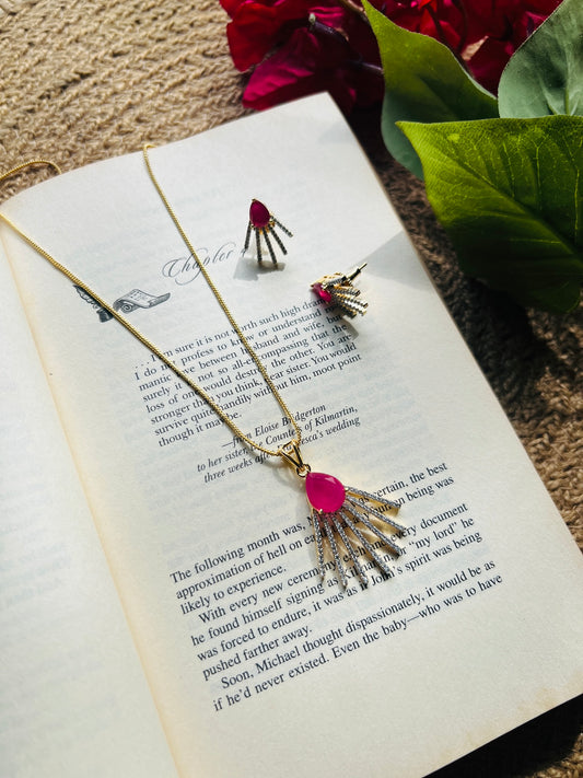 Aira Luxe Pendant Neckchain