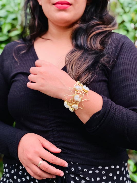 Bold Elegance Bangle - bangles