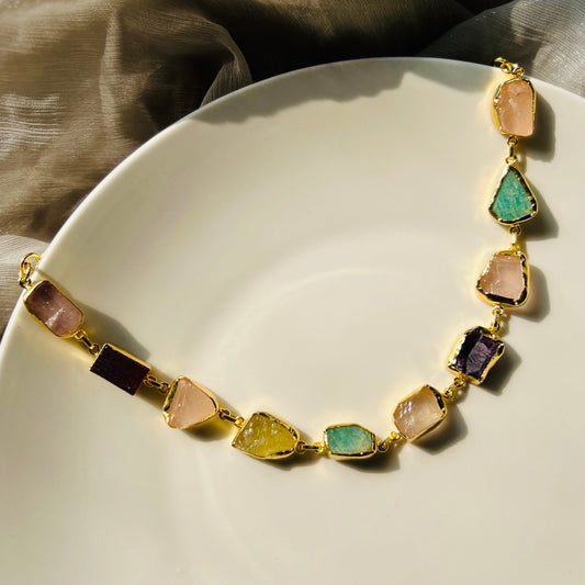 AURAA MUTI STONE NECKPIECE - Neckpiece