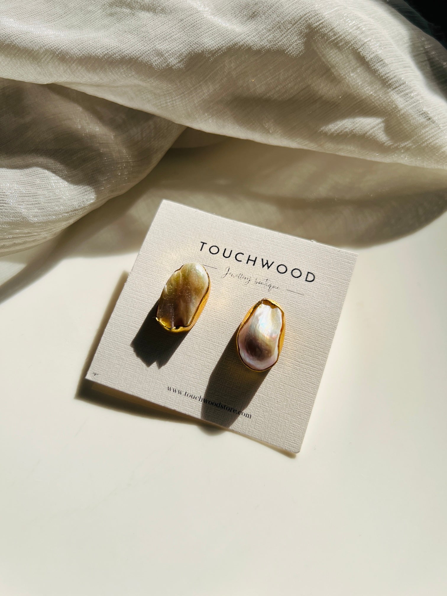 BAROQUE STUDS - earrings