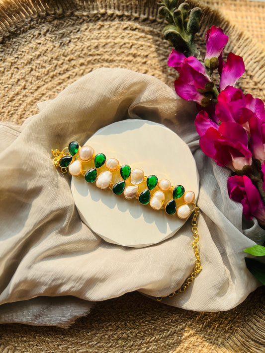 Emerald Grace Baroque Choker - Neckpiece