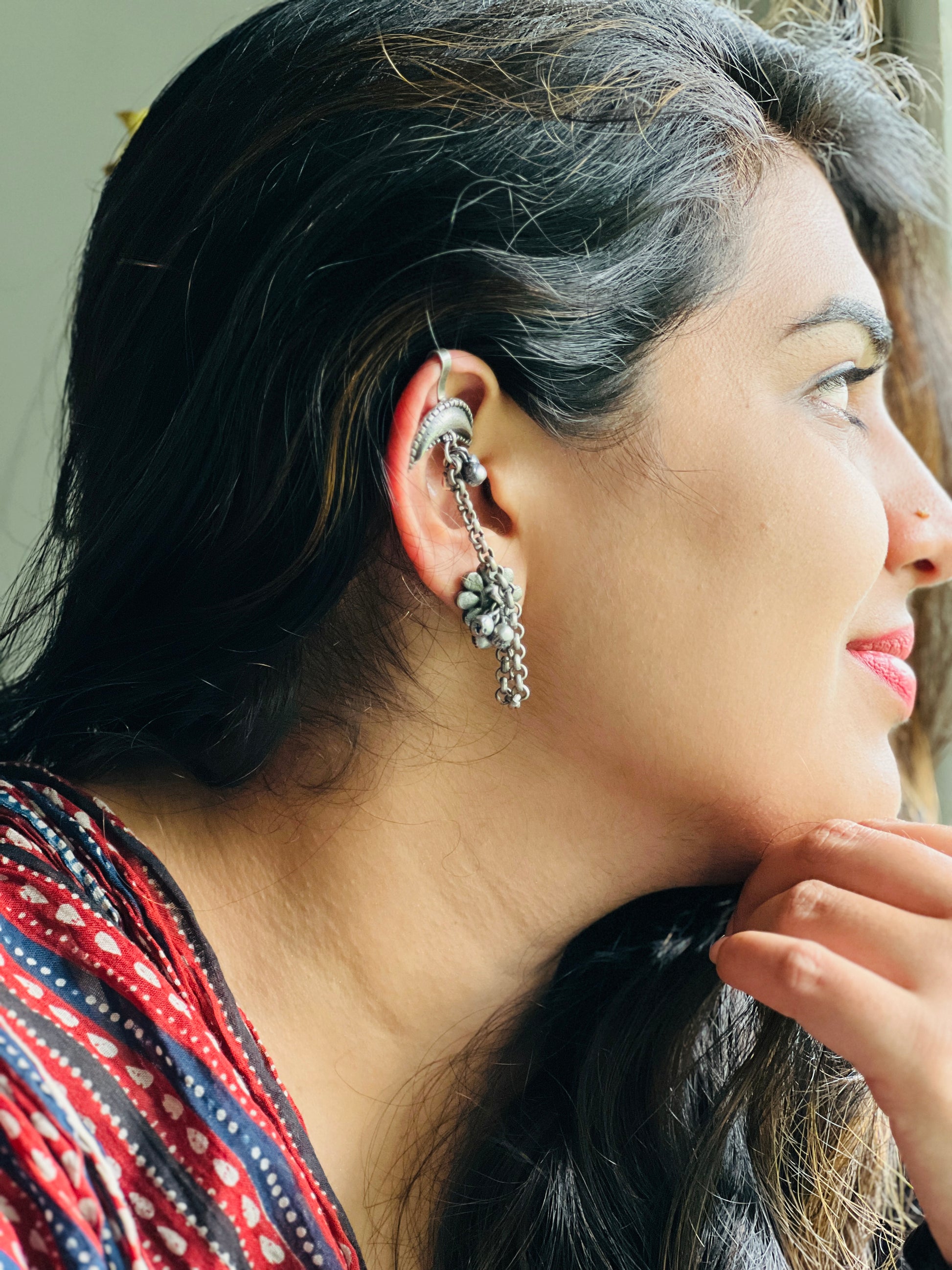Aurea Hoop Cuff - Earrings