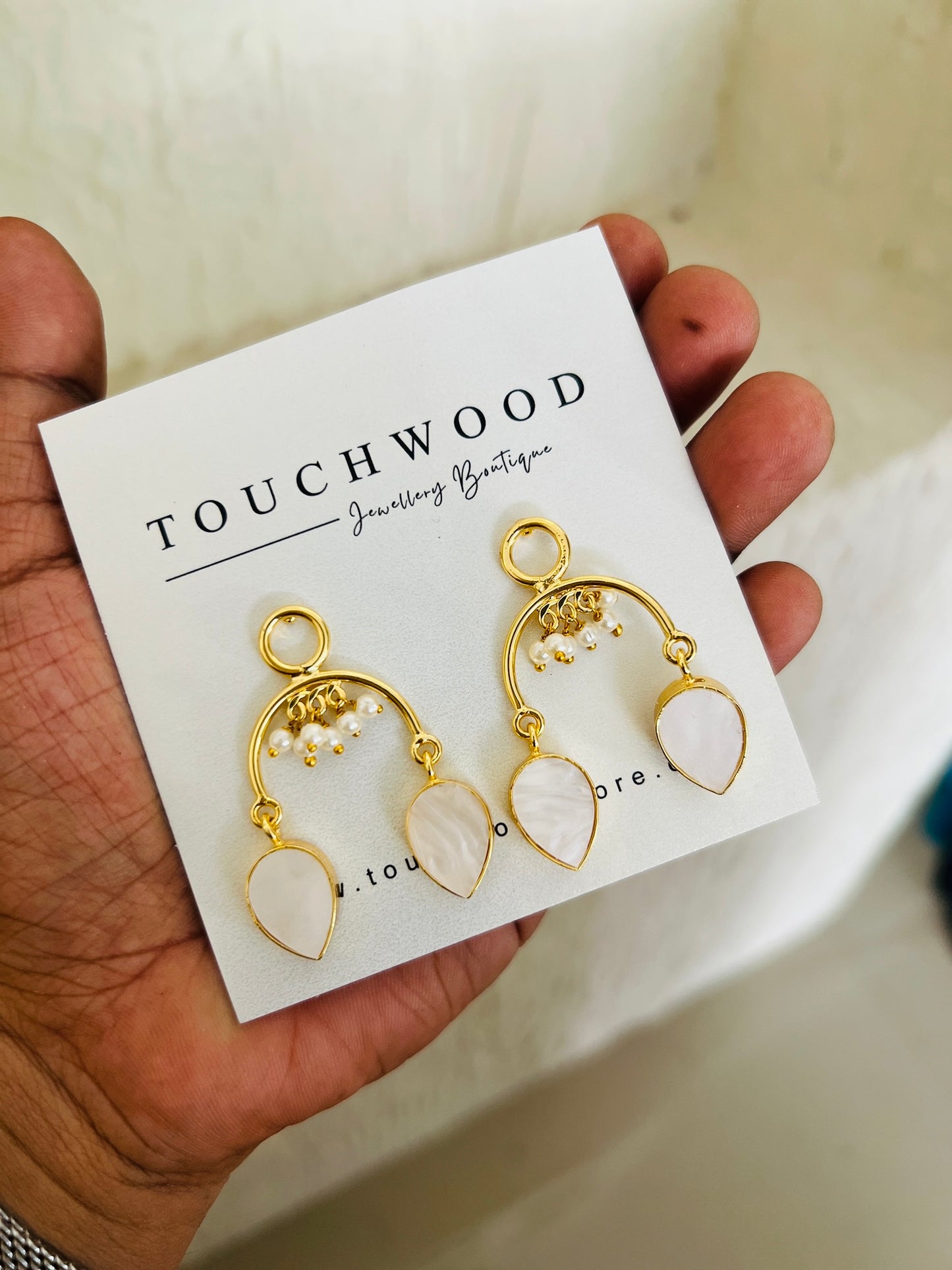 Midnight Pearl Arc Earrings