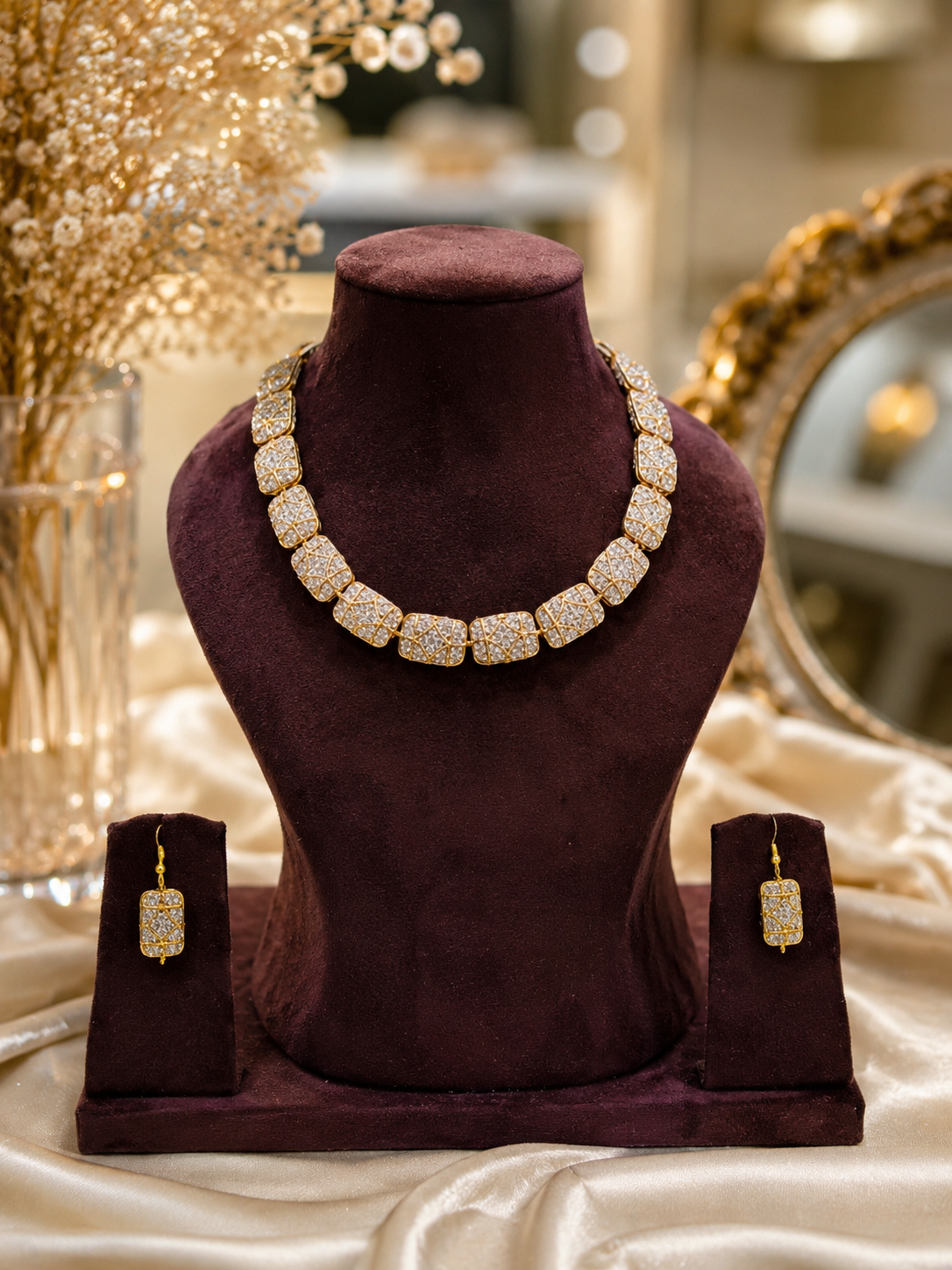 Regal Lattice Luxe Necklace Set