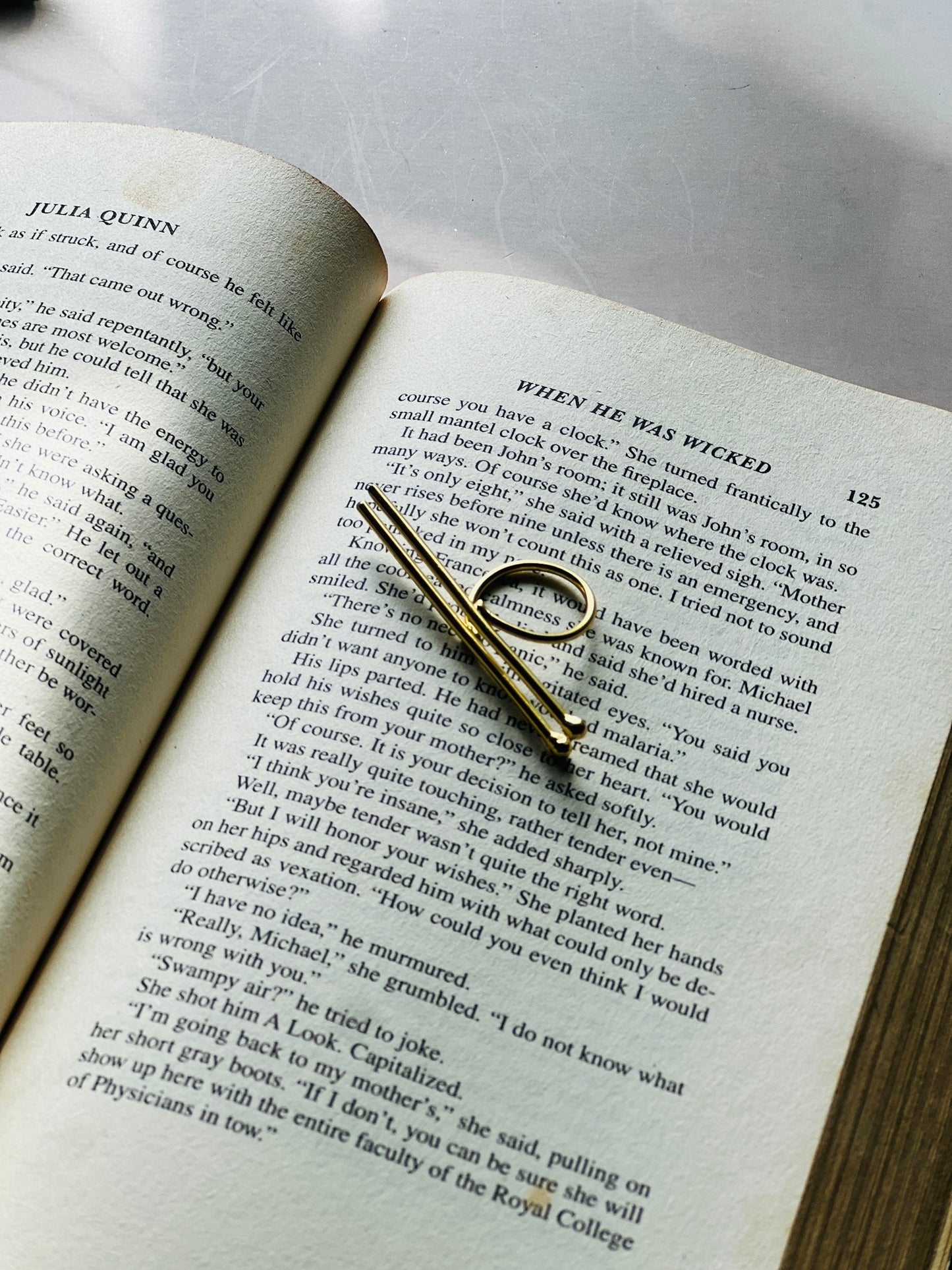 Parallel Elegance Adjustable Ring
