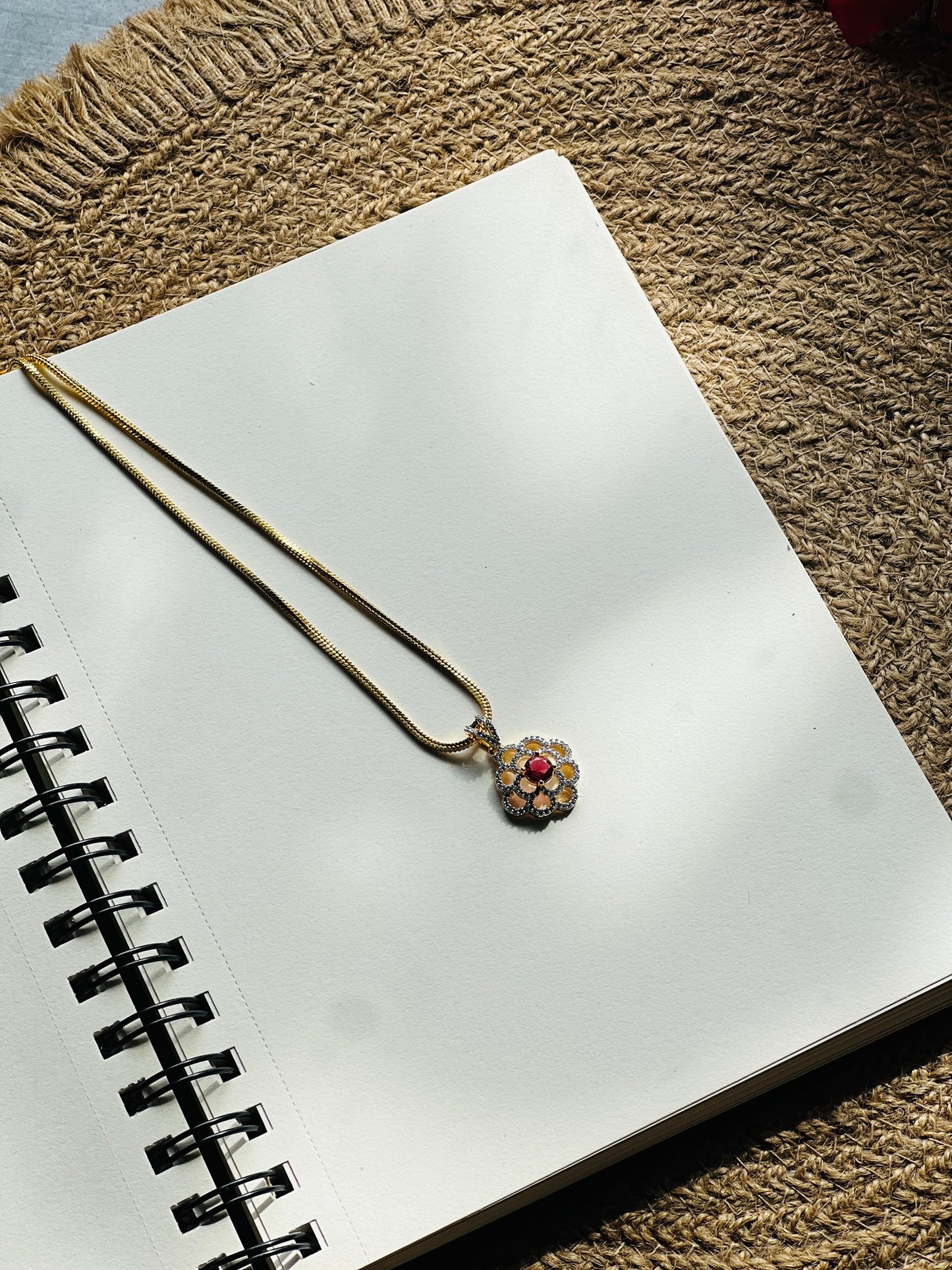 Lumière Diamond Chain