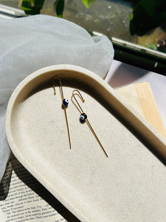 Violet Gaze Evil Eye Ear Cuff