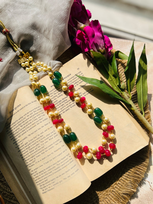 Ratnira Pearl Necklace