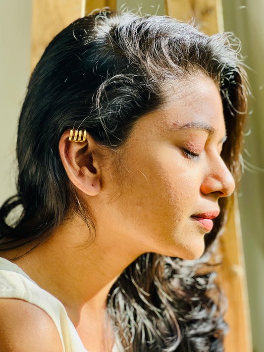 GOLDEN EARCUFF