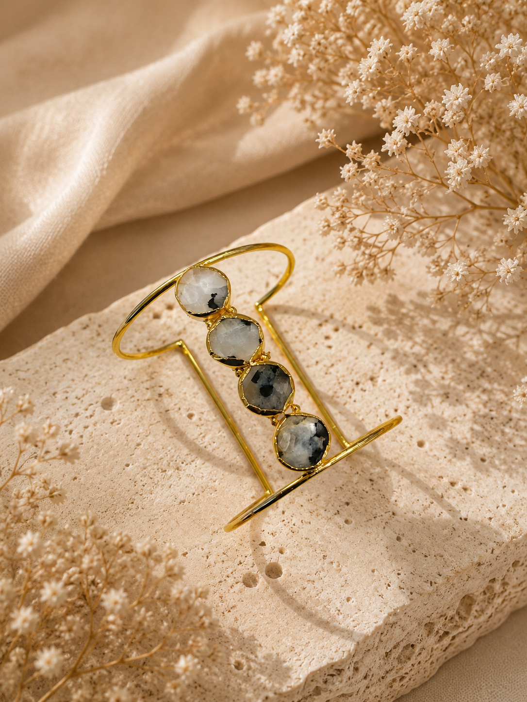 Linear Adjustable Gold Bangle