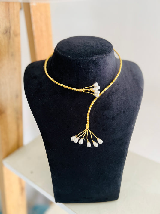 Pearl Orbit Hasli - Neckpiece