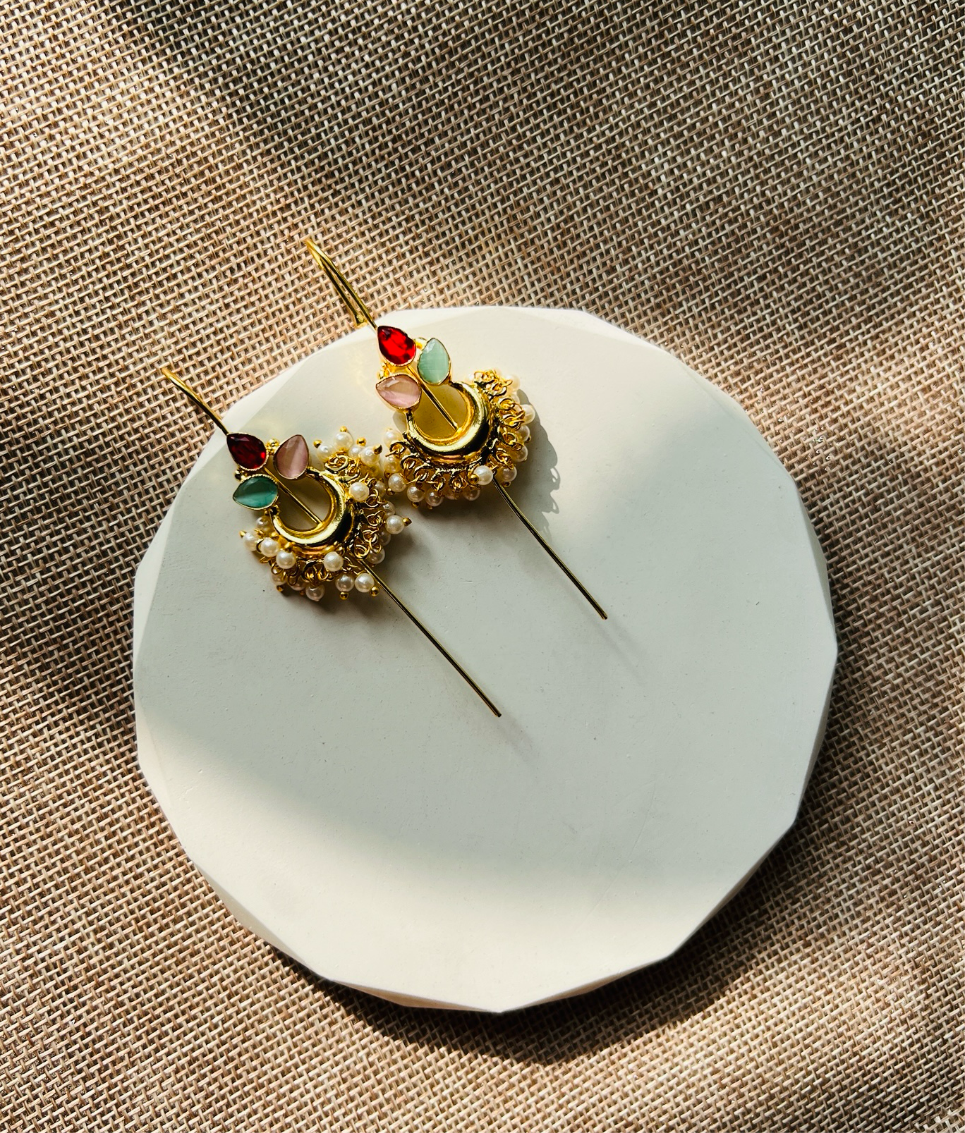 STONE EARCUFFS - Earrings