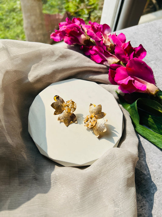Golden Ivy Pearl Stud Earrings