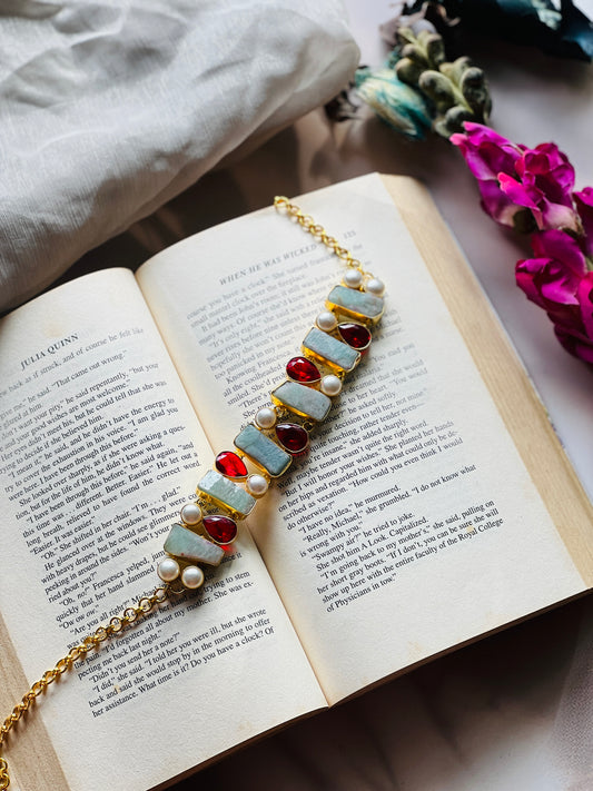 The Aurora Choker