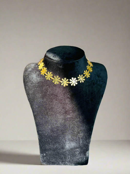 Zarna Bloom Choker - Neckpiece