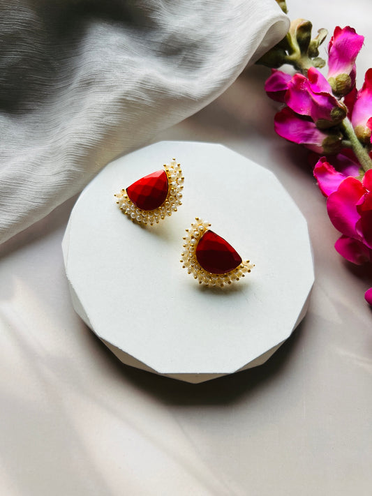 Pearl Dusk Studs - Earrings
