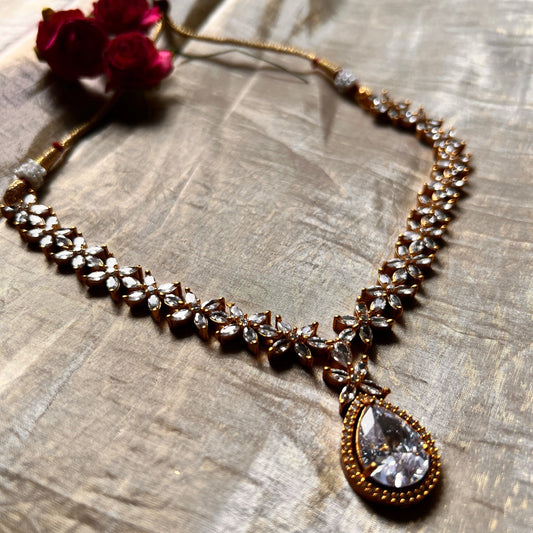 MRIDU DIAMOND STONE NECKLACE - Neckpiece