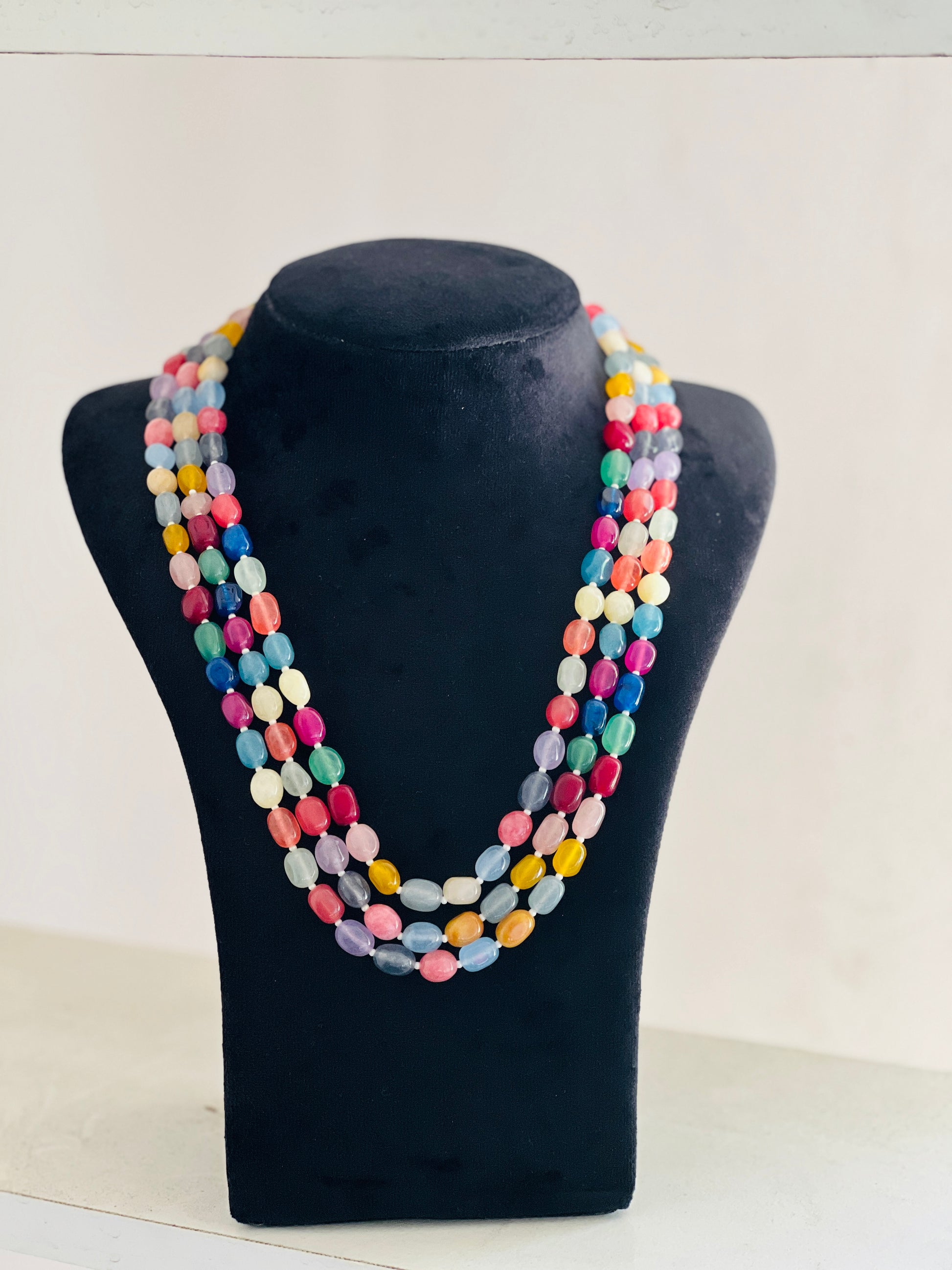 Vibrant Pebble Stone Necklace - Neckpiece