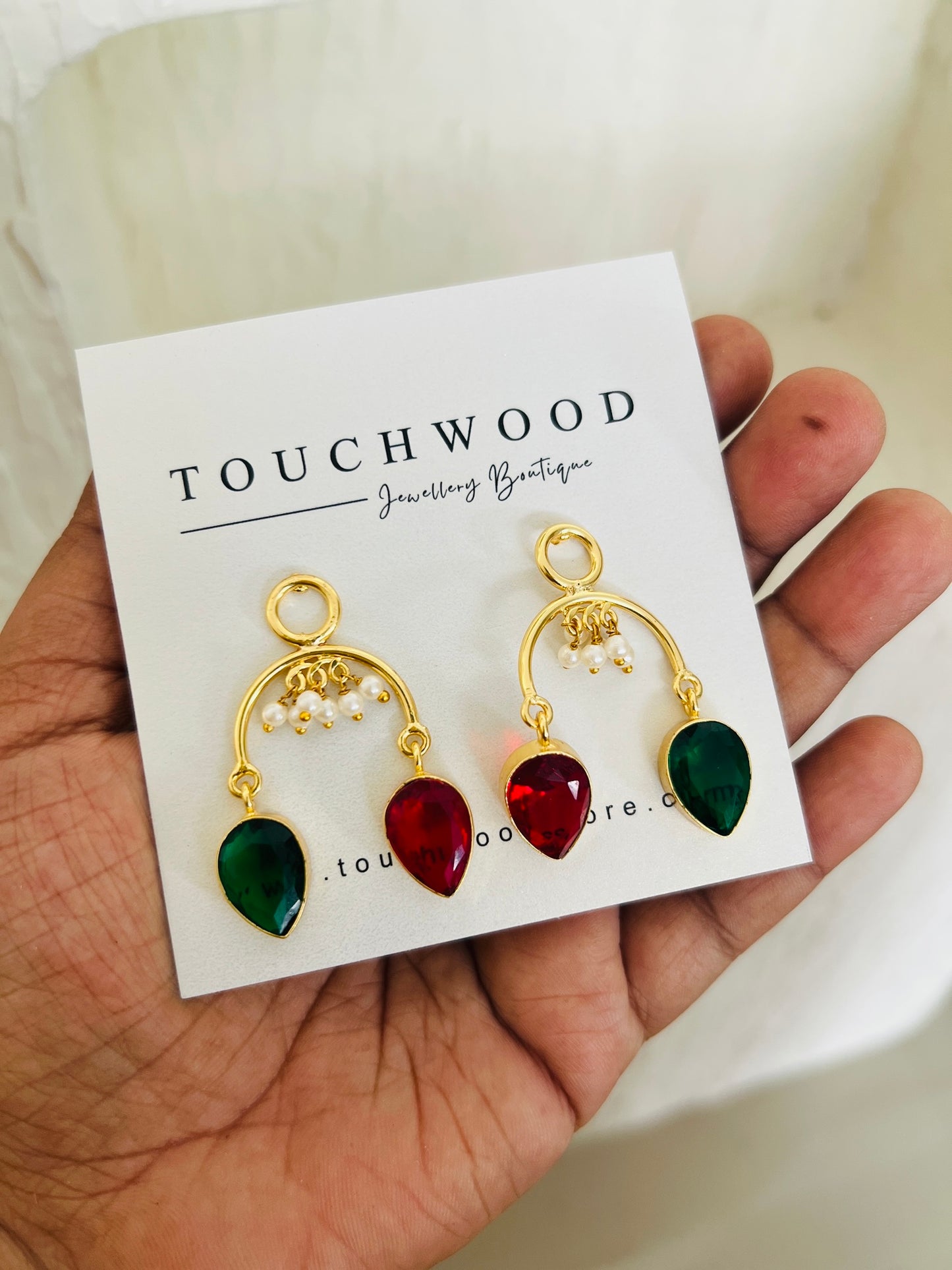 Midnight Pearl Arc Earrings