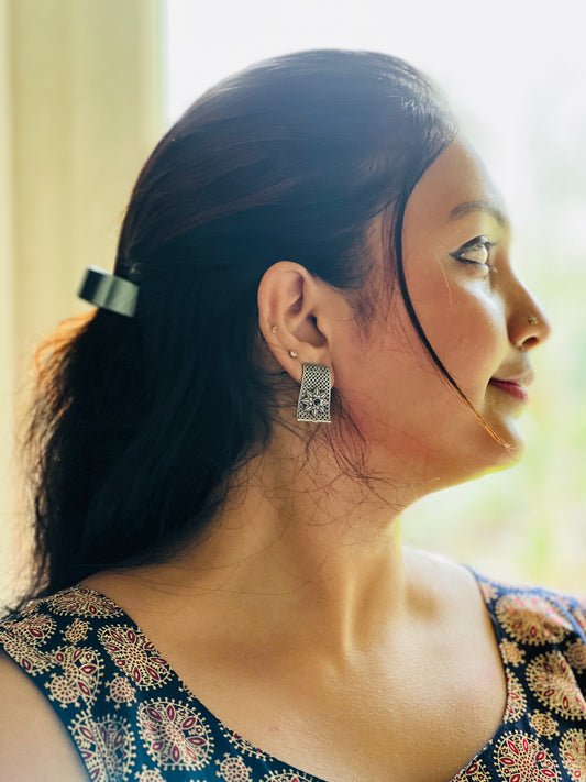 Pushpmani Studs