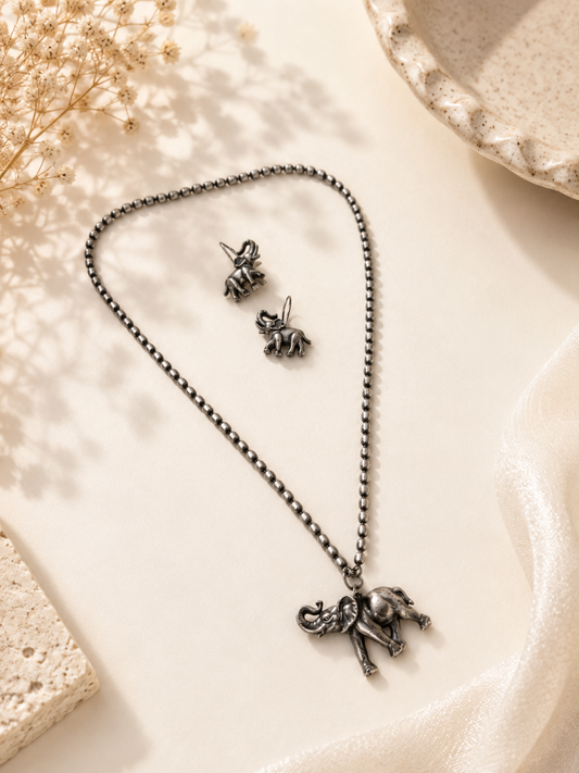 Gajraj Heritage Pendant Set