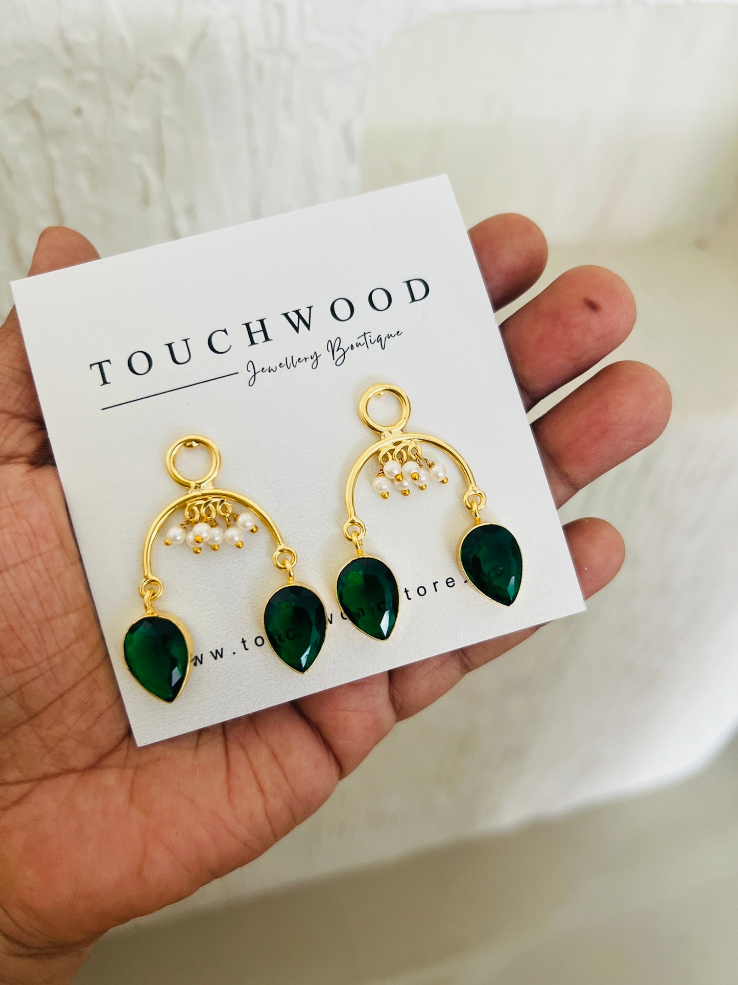Midnight Pearl Arc Earrings