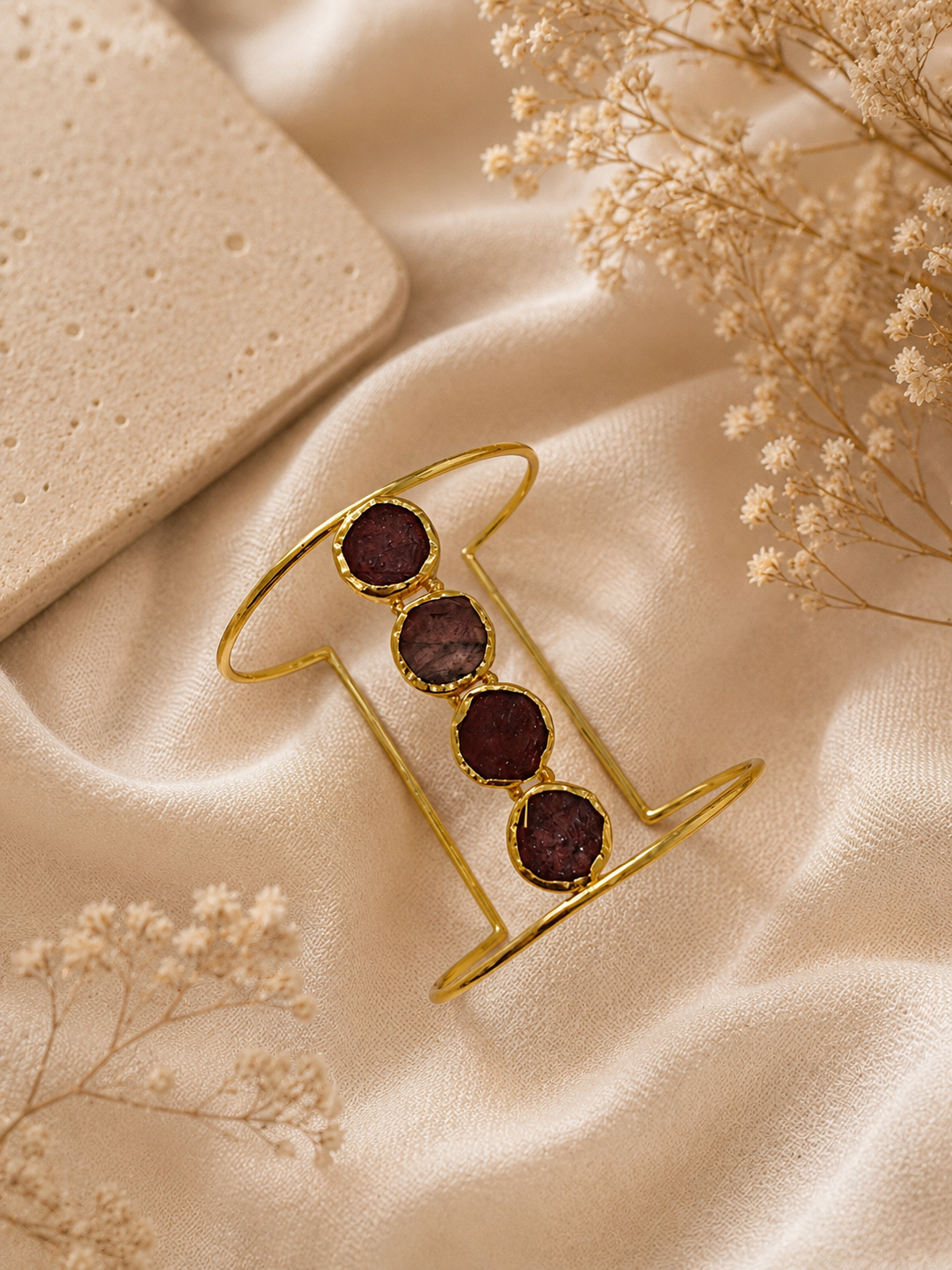 Linear Adjustable Gold Bangle
