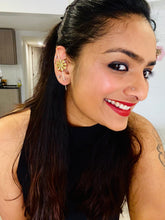 Load image into Gallery viewer, FLOWER EAR CUFFS(PAIR)
