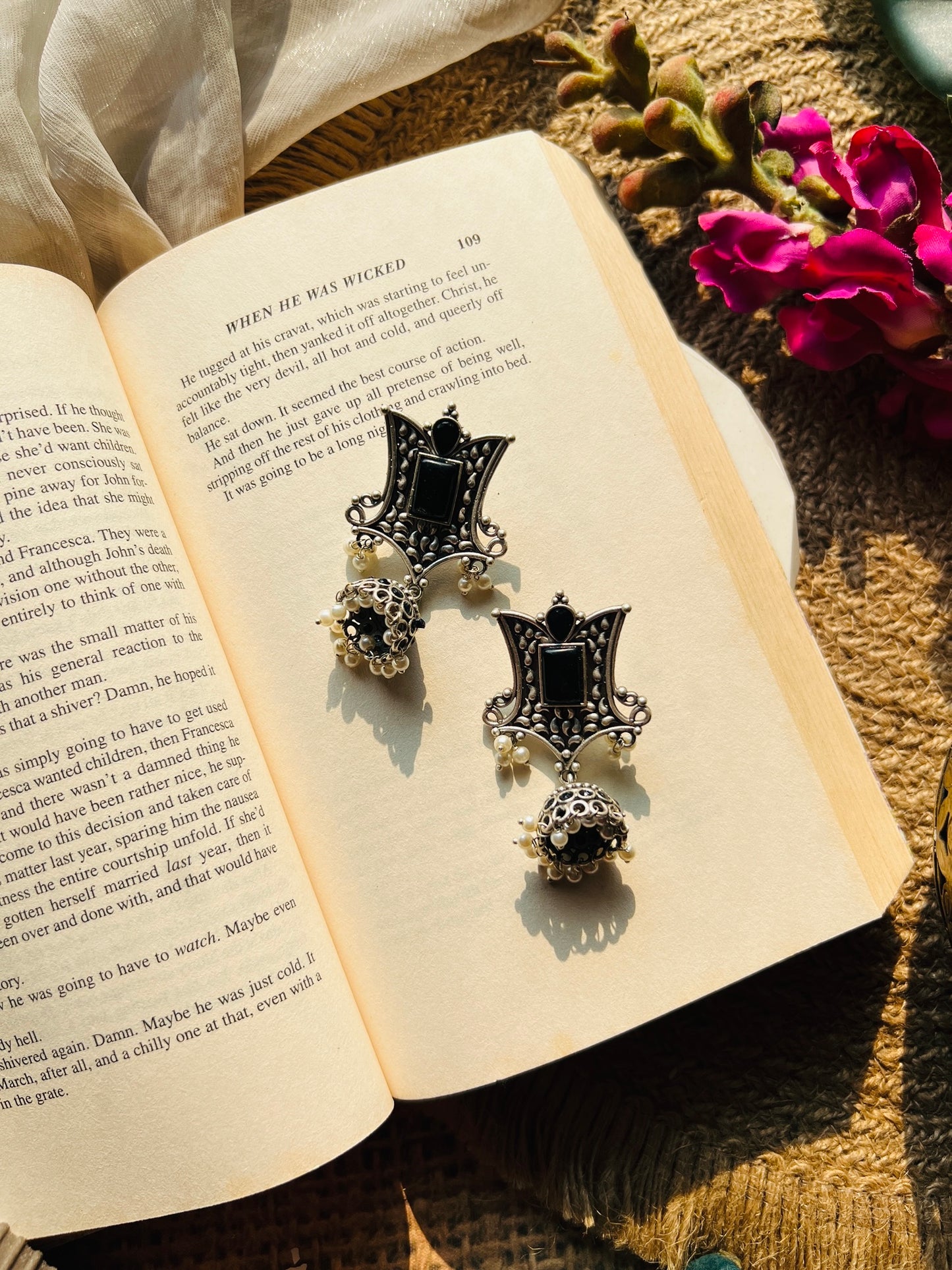 Raagtaarini Jhumka - Earrings