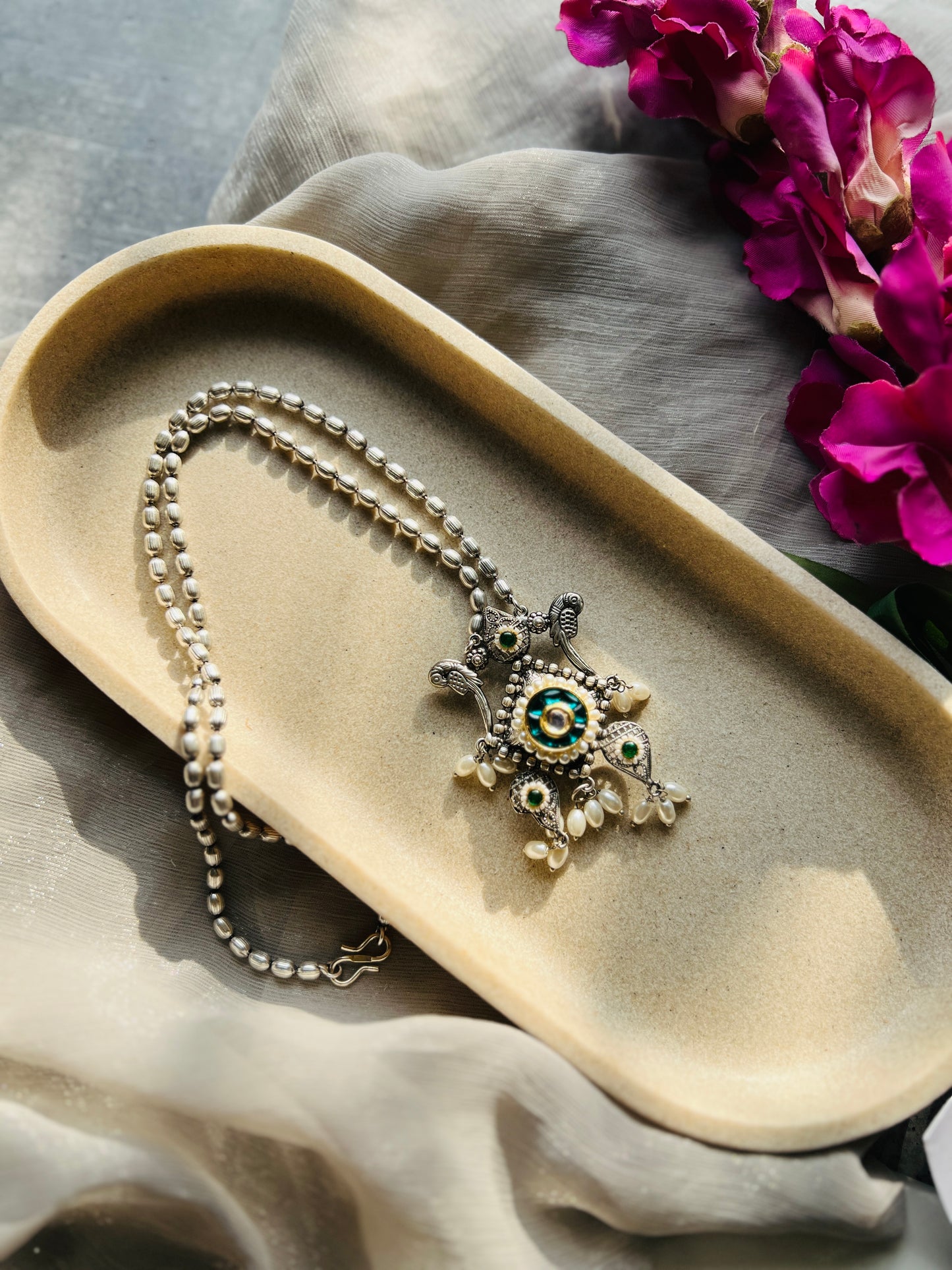 Morbagh Pendant Necklace