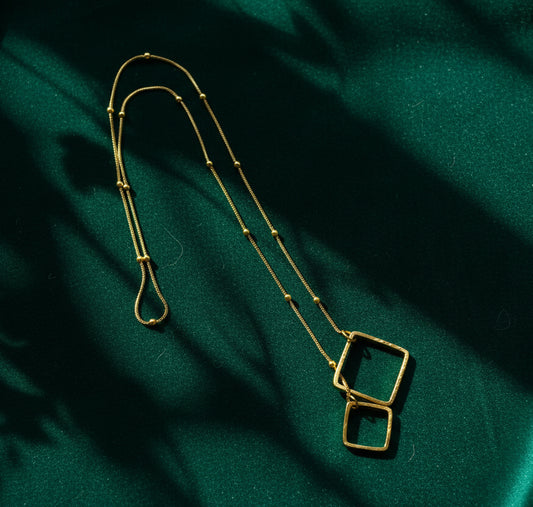 Elowen Adjustable Pendant Necklace