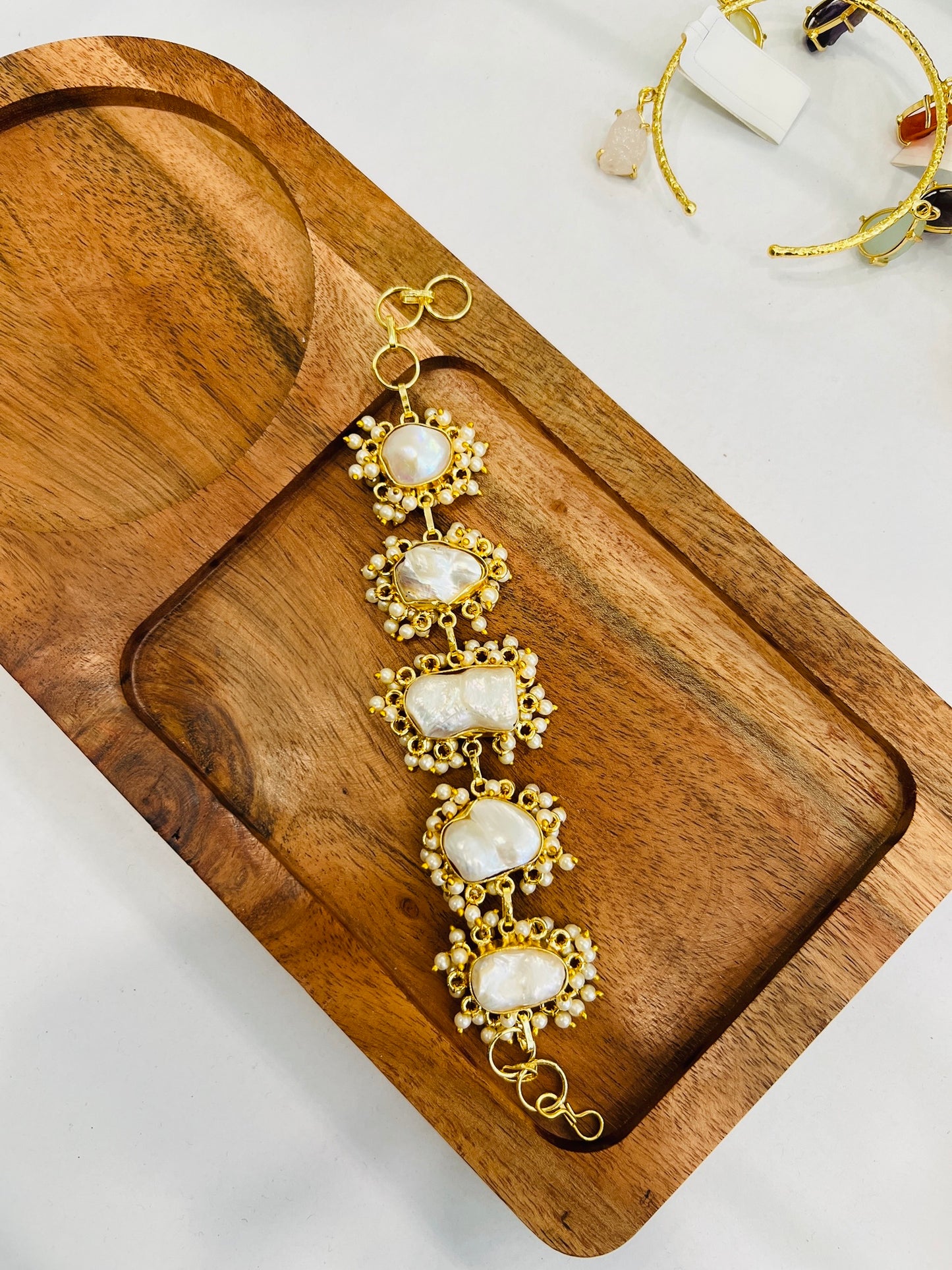 Pearl Halo Mother-of-Pearl Bracelet