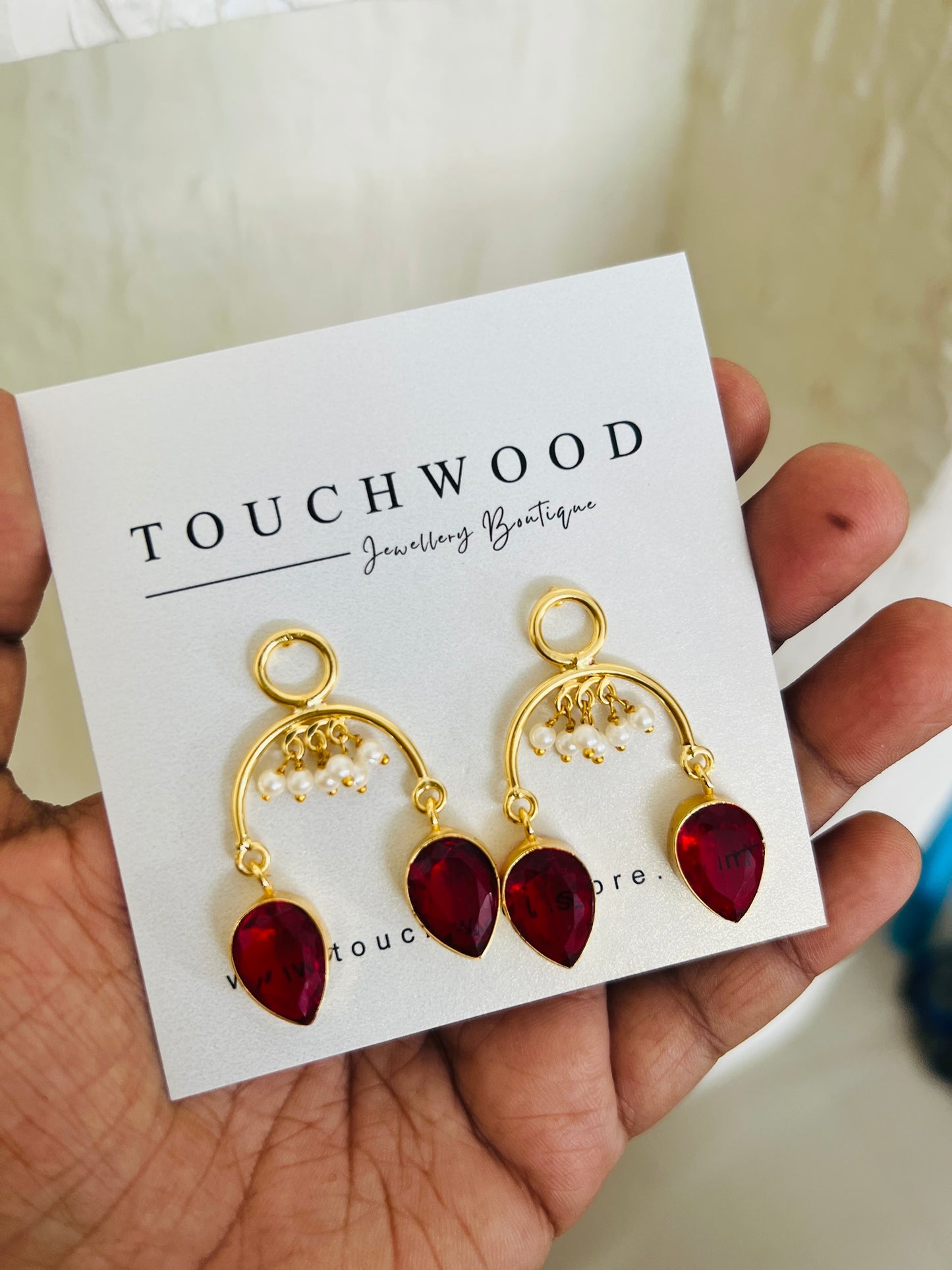 Midnight Pearl Arc Earrings
