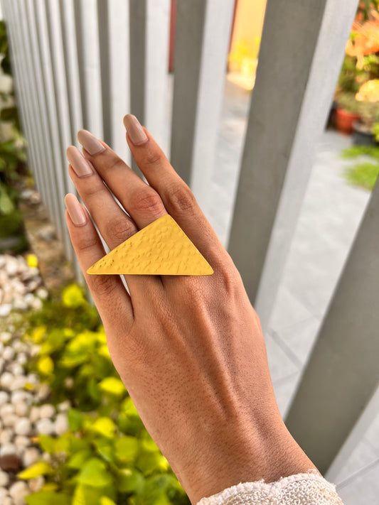 TRIANGLE FINGER RING - rings