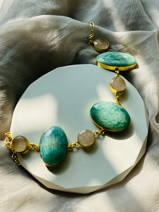 Ethereal Oval Choker - Neckpiece