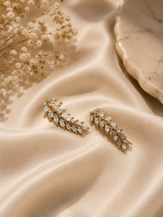 Ivy Spark Ear Cuff