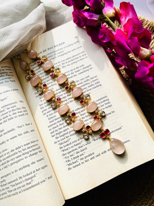 Isla Gulabi Necklace Set