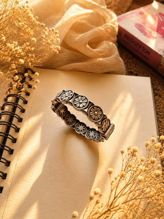 Ambar Antique Silver Bangle